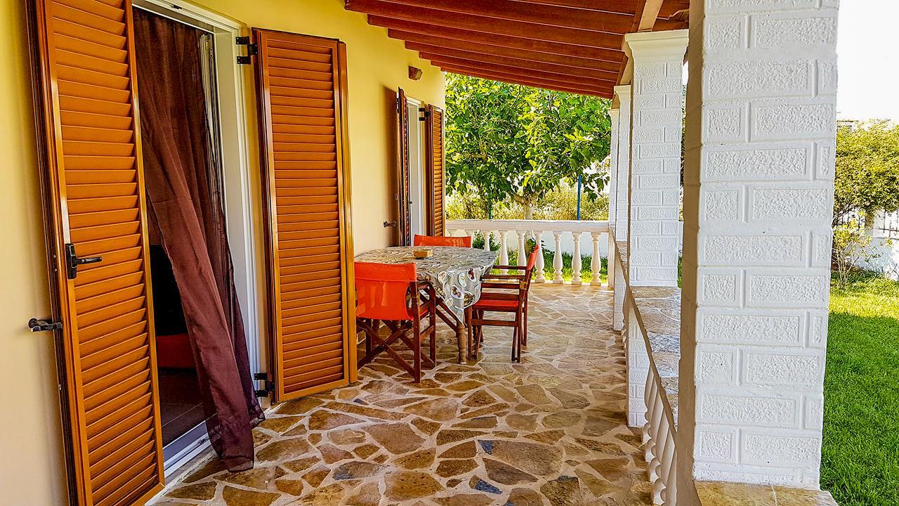 Villa Panorea Moraitika Exterior photo